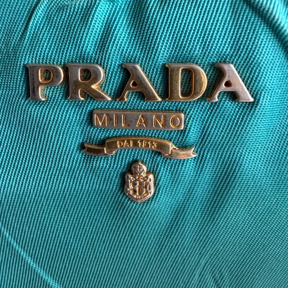 Prada Zip Around Wallet Vintage Pleated Designer Accessory OS 2000s Teal